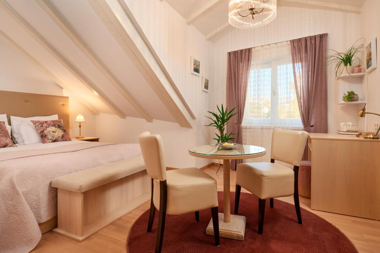 Lanterna Rooms Сплит Екстериор снимка