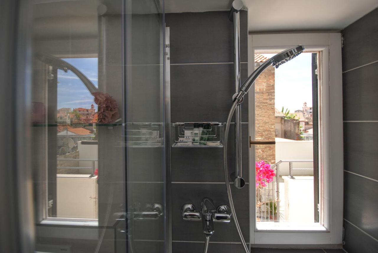 Lanterna Rooms Сплит Екстериор снимка